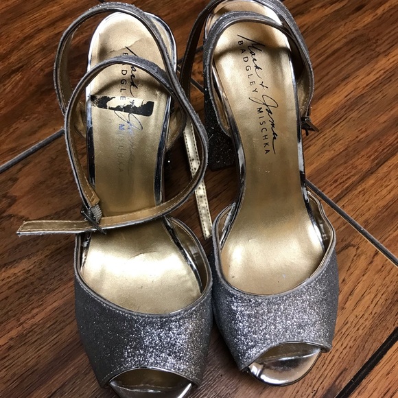 BADGLEY MISCHKA Shoes Open Toe Platform - Silver Sparkle-Size 9 -Good Condition - Picture 9 of 15